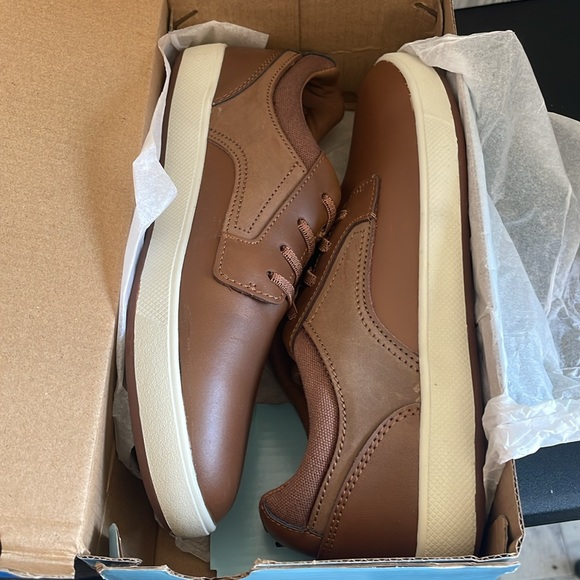 Stride Rite Shoes - Picture 6 of 6